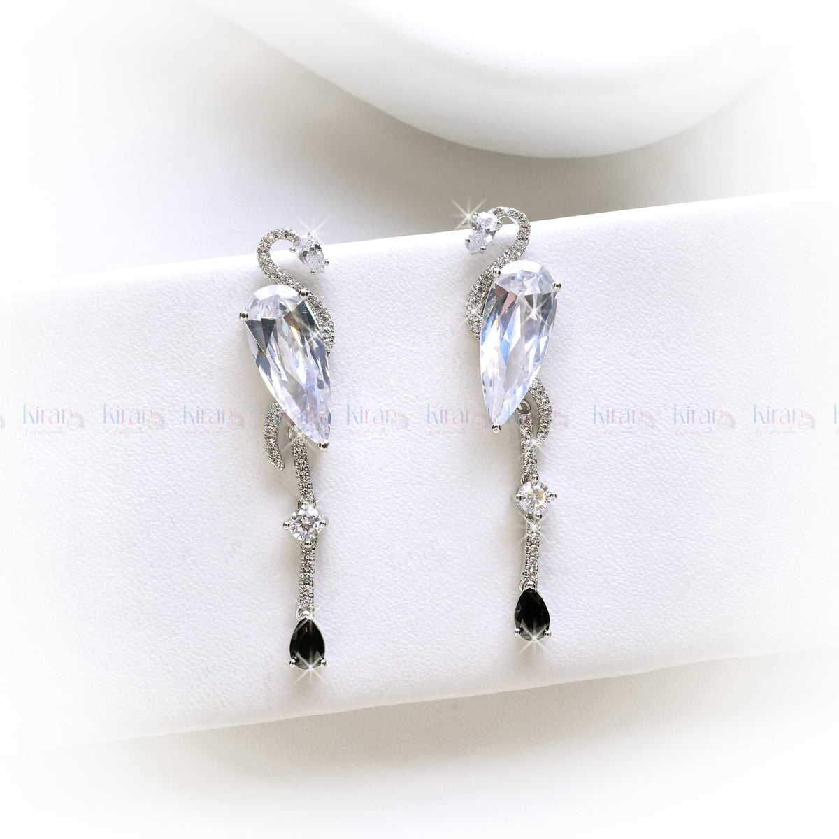 Quartz Flamingo Drop Earing