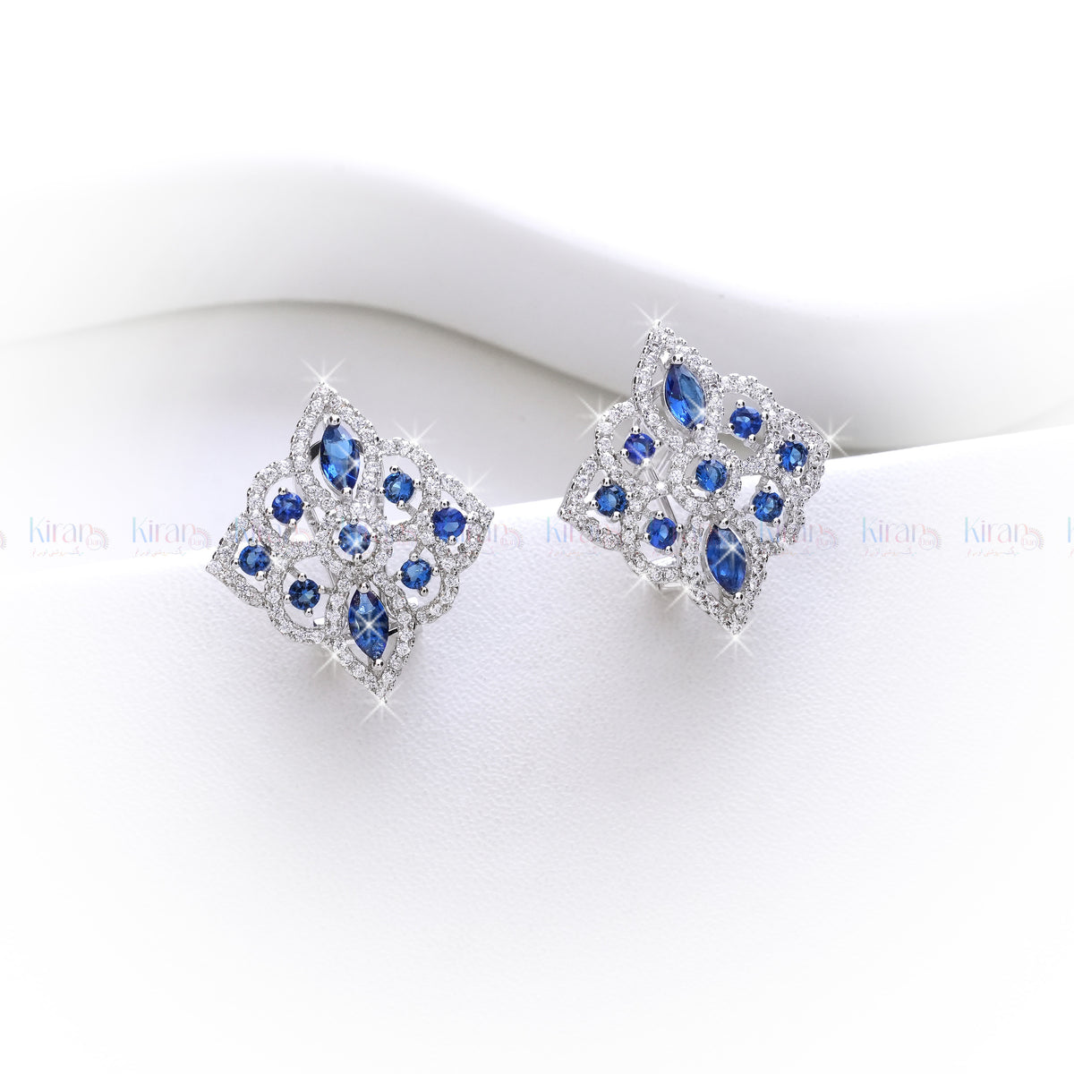 Sapphire Nova Stud