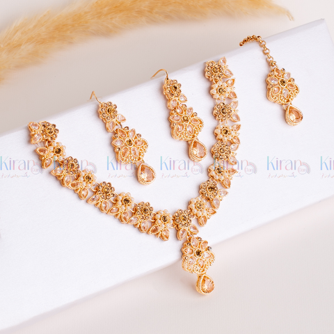 Penta Flora Pearl Zirconia  Necklace Set