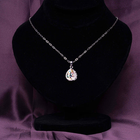 Crystal Kiss Pendant