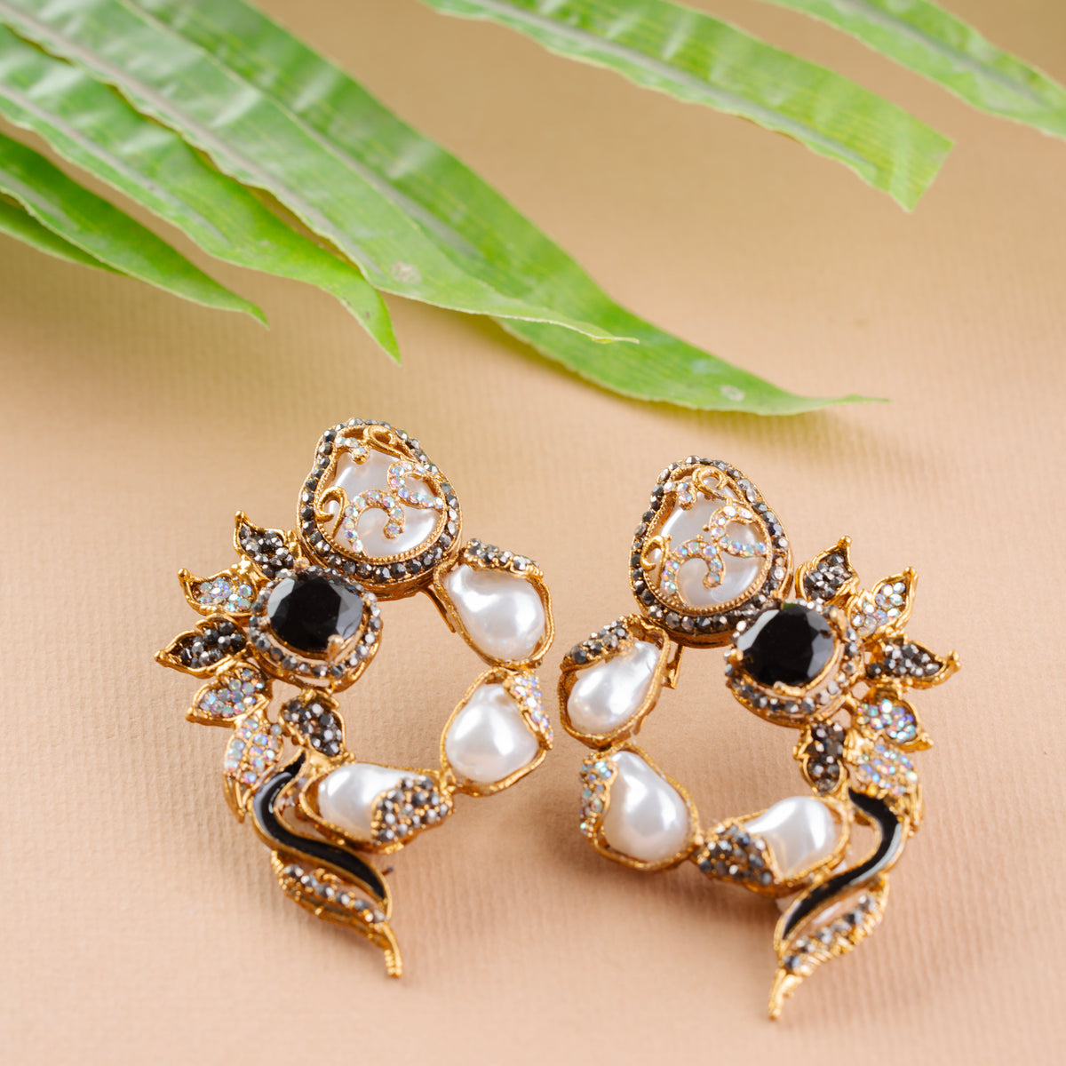 Nooré Pearl - 34 Earring
