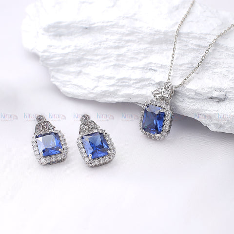 Cubis Sapphire  Pendent Set