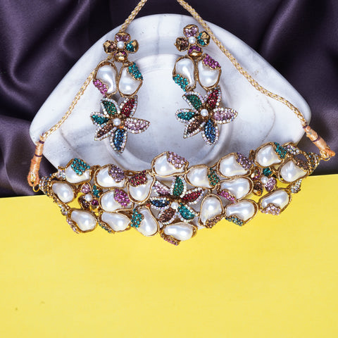 white Petal Pearl Set