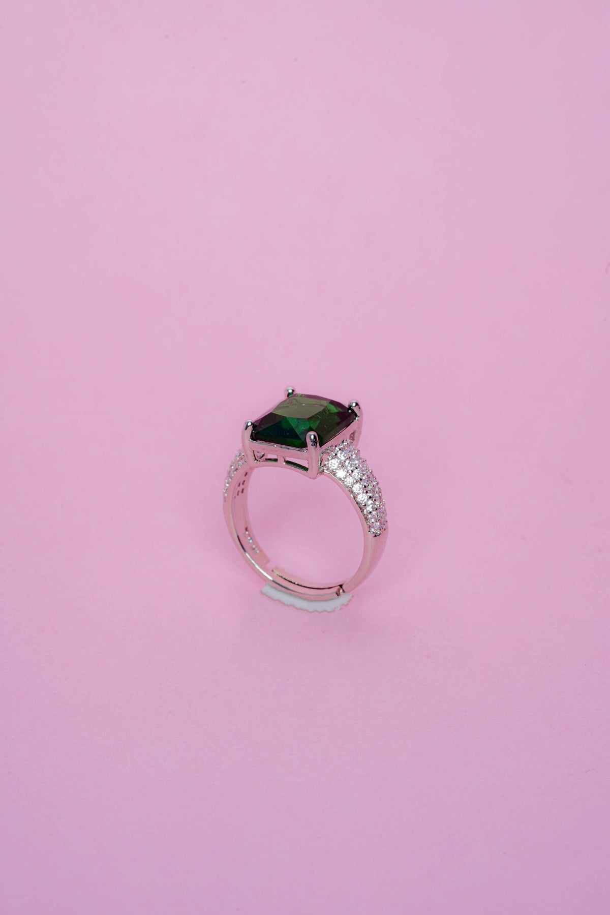 ETERNAL GREEN