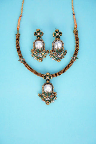 Varnika Emerald Pearl Necklace Set
