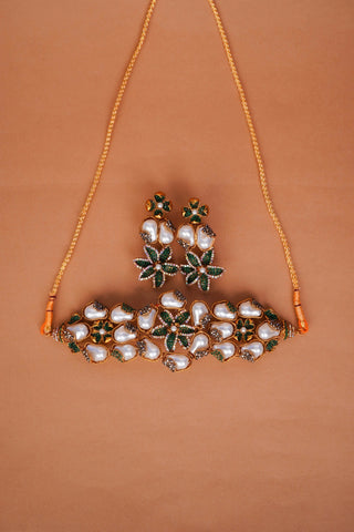 Emerald Petal Pearl Set