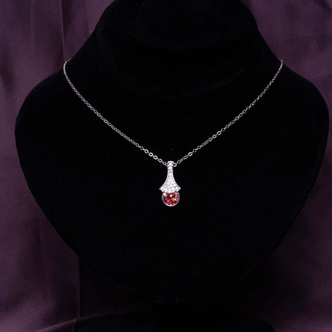 Scarlet Kiss Pendant